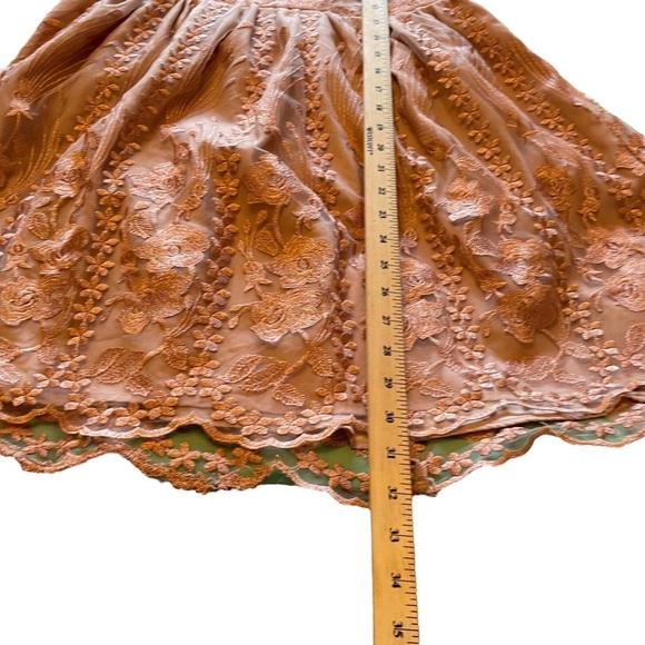 Two SistersThe Label -Clara Backless-Lined-Lace Overlay Dress-Size 8-V-Neck NWT - Picture 6 of 15